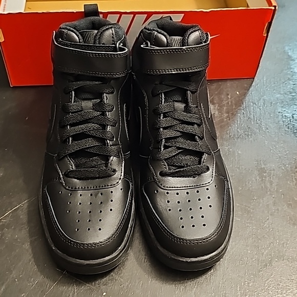 Nike Court borough mid 2 - Picture 3 of 5